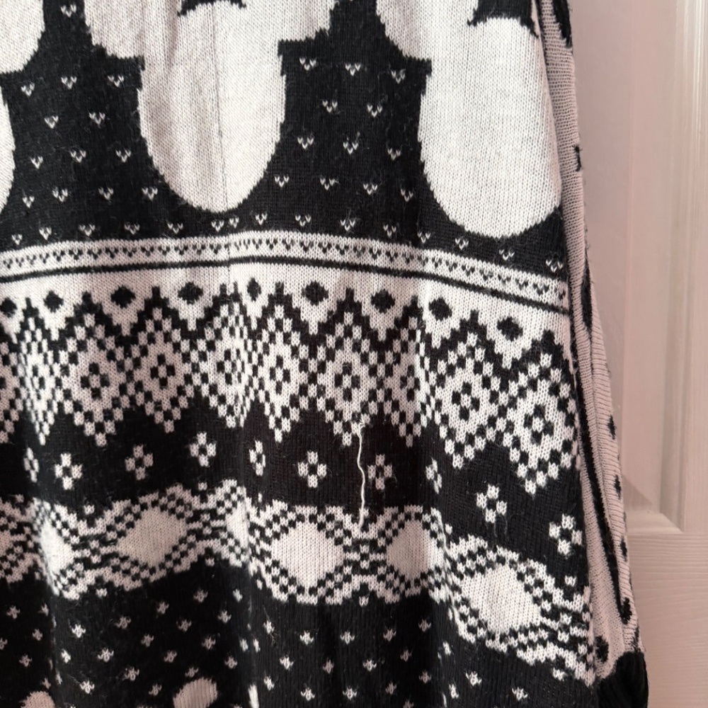 Disney Mickey Mouse Plus Size Patterned Cardigan - image 6